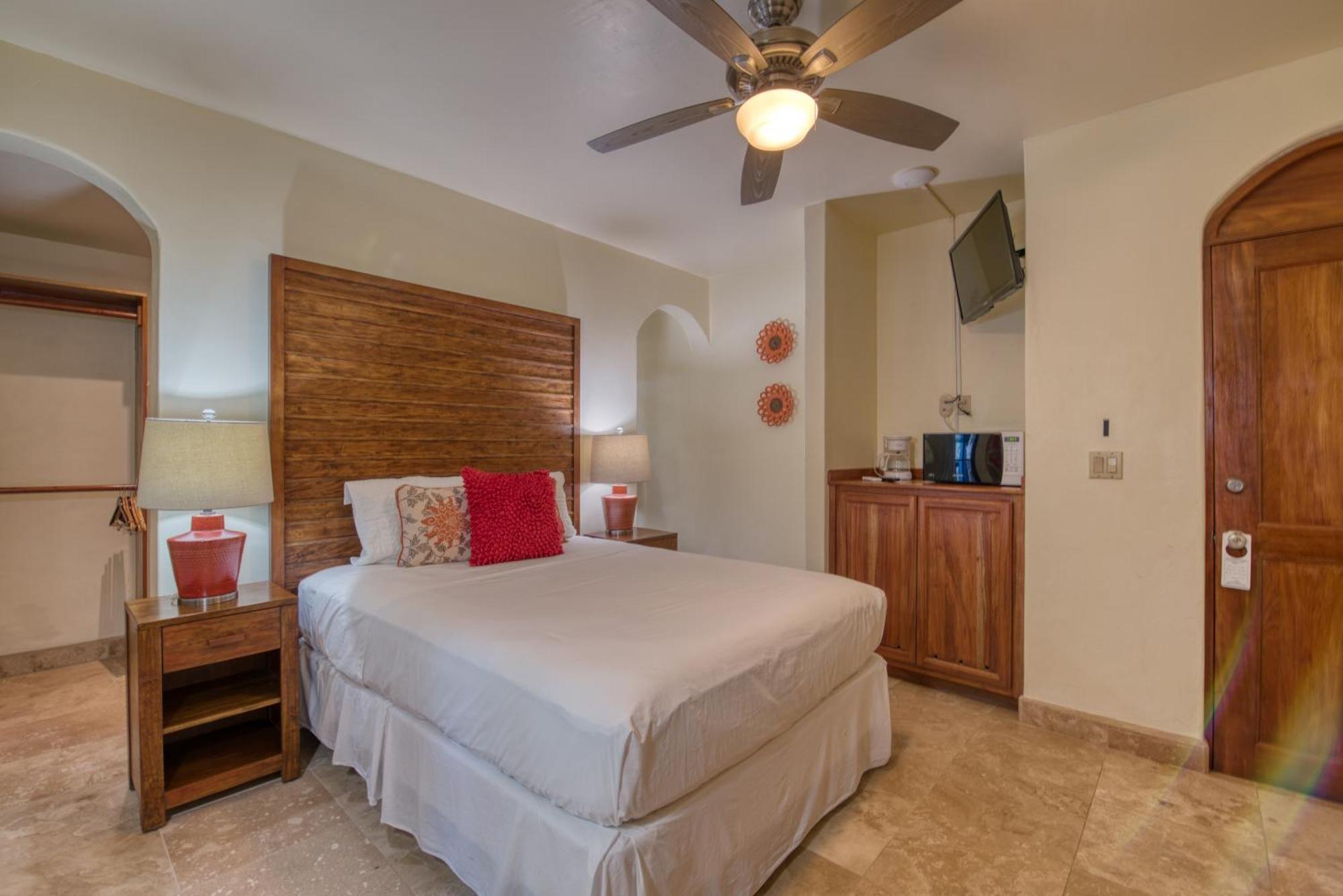 Hotel Caribe Tesoro West Bay Zewnętrze zdjęcie