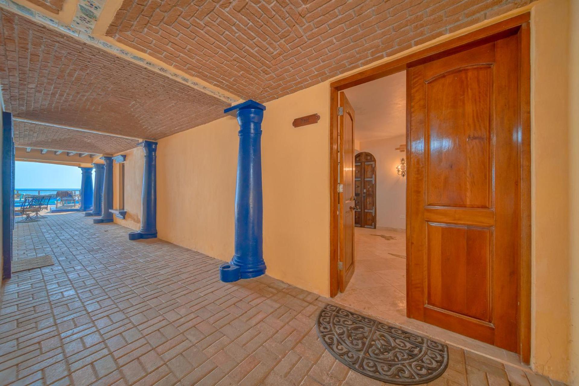 Hotel Caribe Tesoro West Bay Zewnętrze zdjęcie