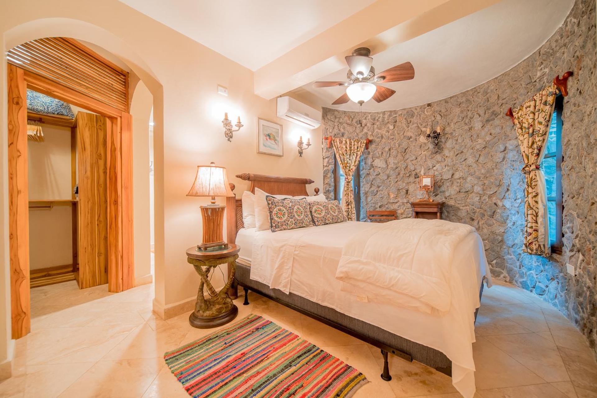Hotel Caribe Tesoro West Bay Zewnętrze zdjęcie